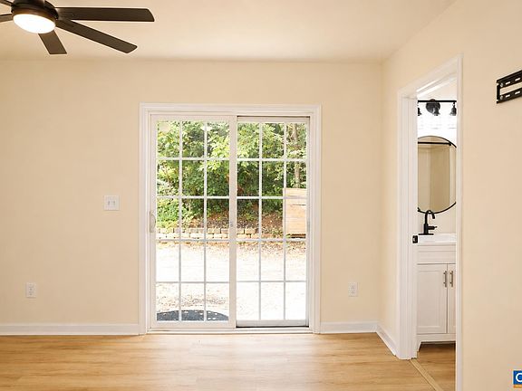 5th image of 117 Waterbury Ct