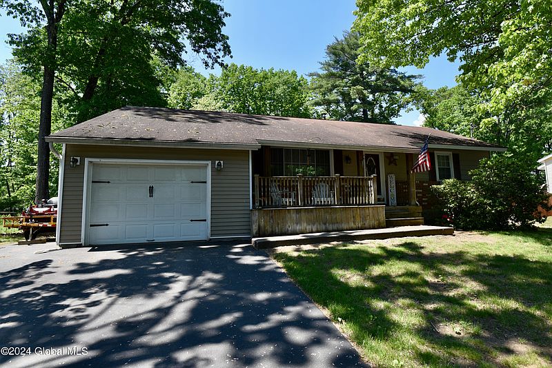 4th image of 79 Hathorn Boulevard