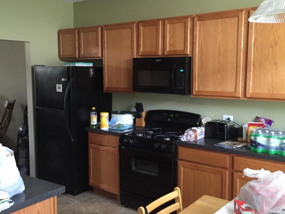 1st image of 926 Summit Creek Dr