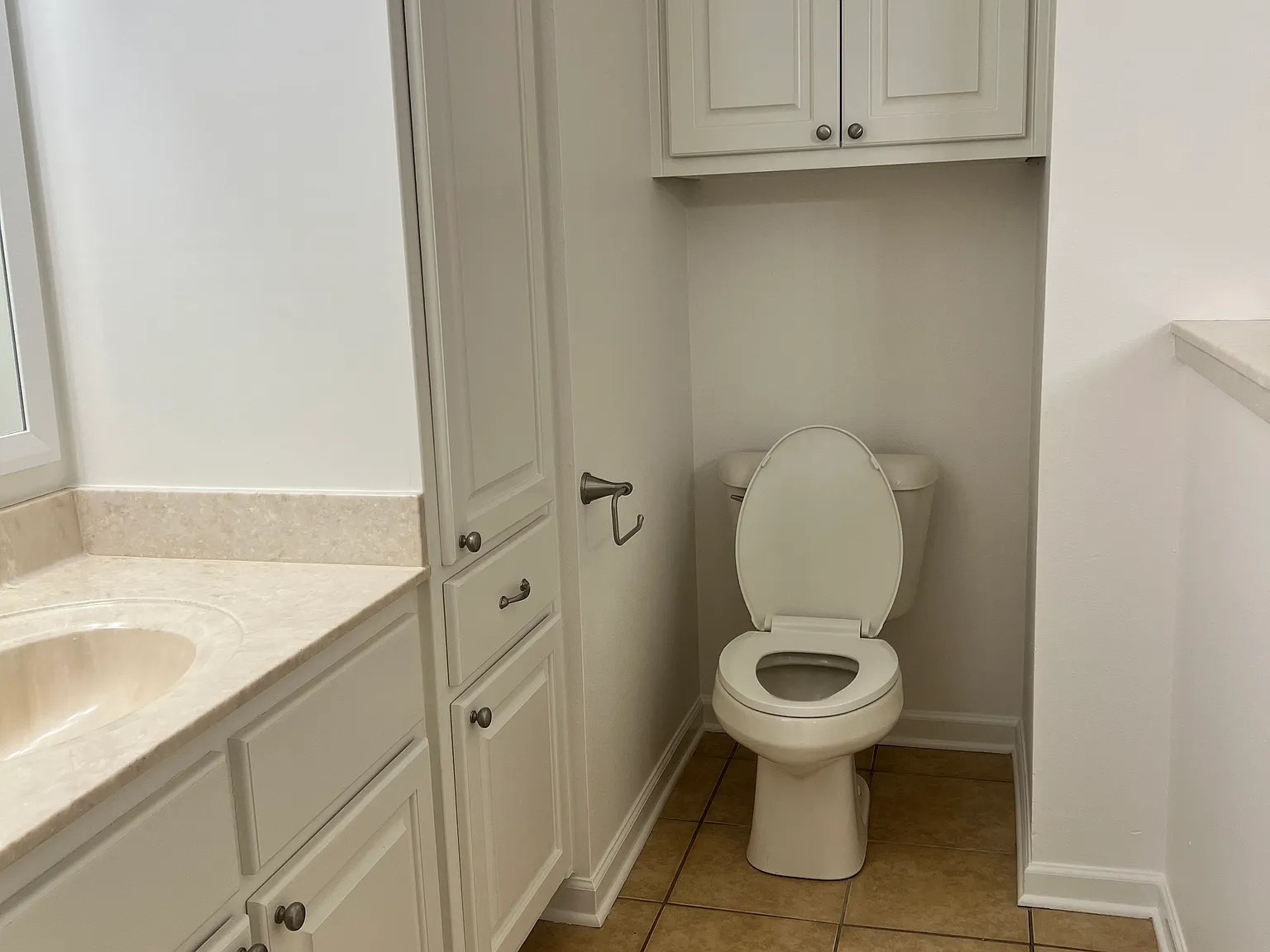 1756 Denver Dr — Photo 2