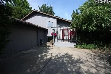 6065 Timber Trail Dr photo 1