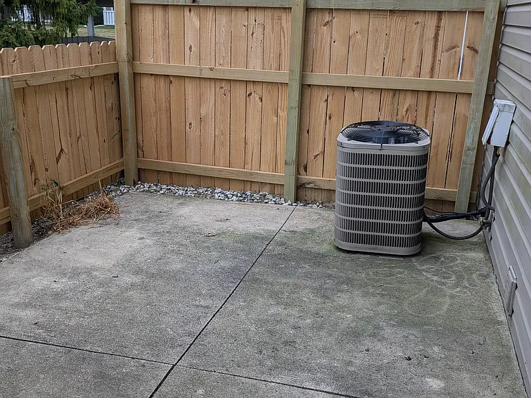 7806 Meadowhaven Blvd — Photo 11