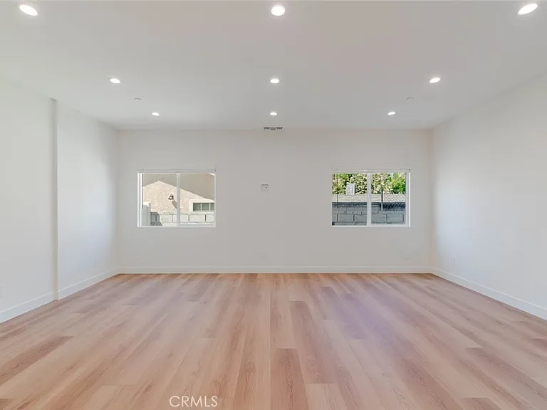 11969 Redbank St — Photo 9