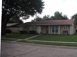 3702 Burning Tree Ln, Garland, TX 75042