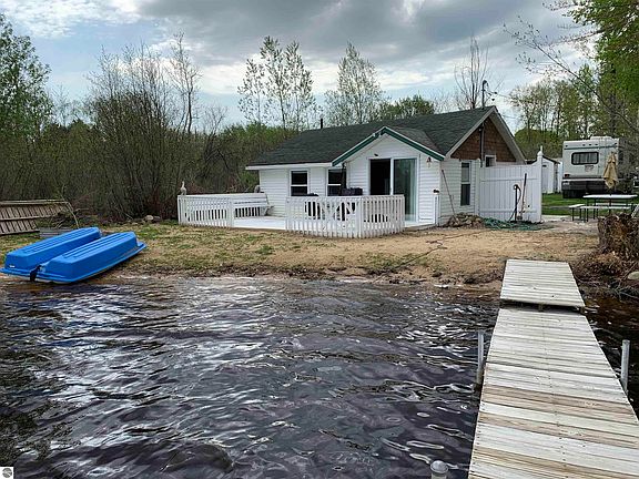 2nd image of 11085 E 44th Rd