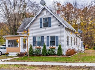 102 Main St, Russell, MA 01071