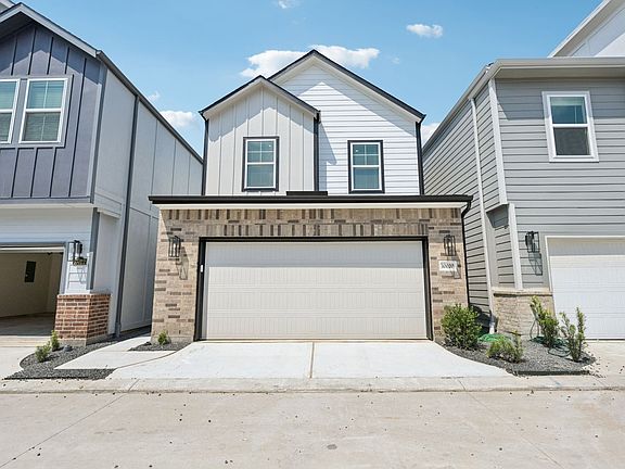 The Avery floorplan in Spring Brook Village of Houston, TX.