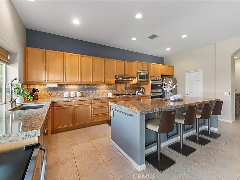 70 Rocio Ct — Photo 16