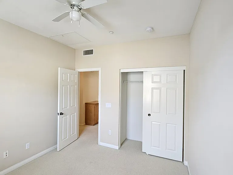217 Coral Rose — Photo 15