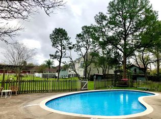 803 Meadow Lark Ave, Friendswood, TX 77546