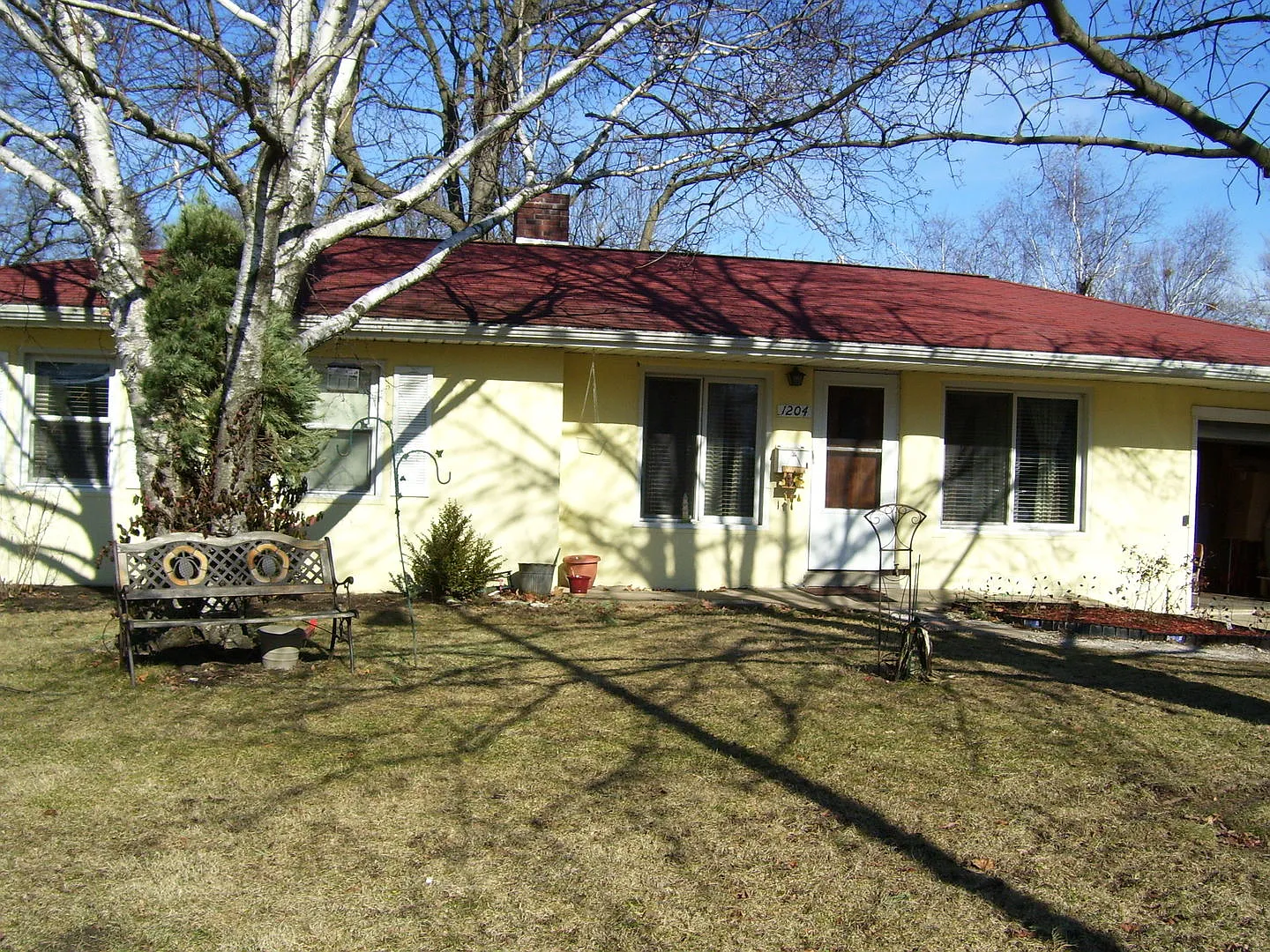 1204 W Springfield Ave photo 1