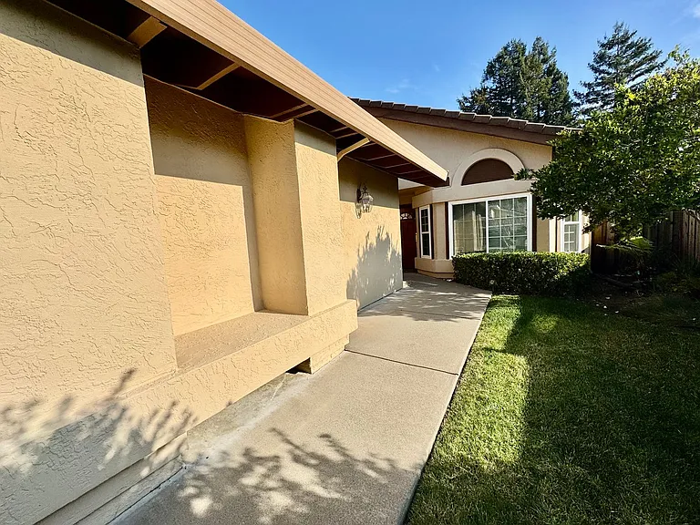 5477 Hackney Ln — Photo 46