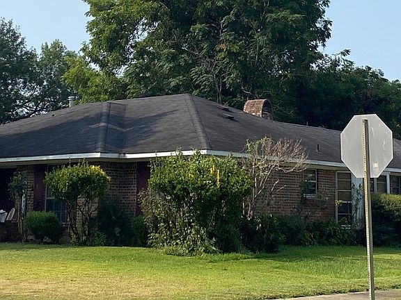 3rd image of 5408 Foxglove Dr