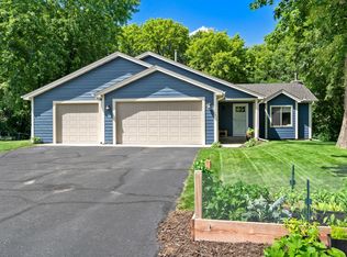 3239 Hillside Ct, Eagan, MN 55121