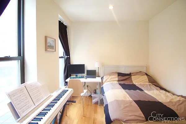 Rented by City Connections Realty | media 43