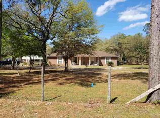 6141 Riverchase Rd, Milton, FL 32583