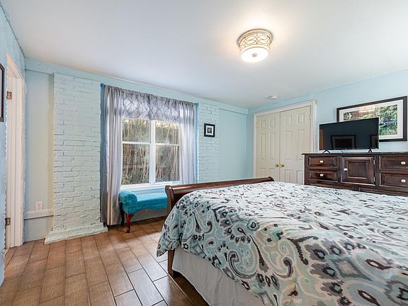 3rd image of 823 Nashville Ave