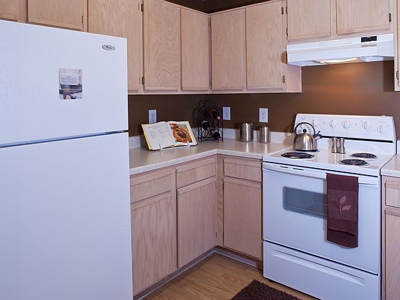 2nd image of 2501 Ohio Dr APT 326