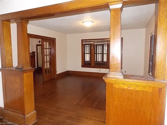 2nd image of 335 E Lake Ave