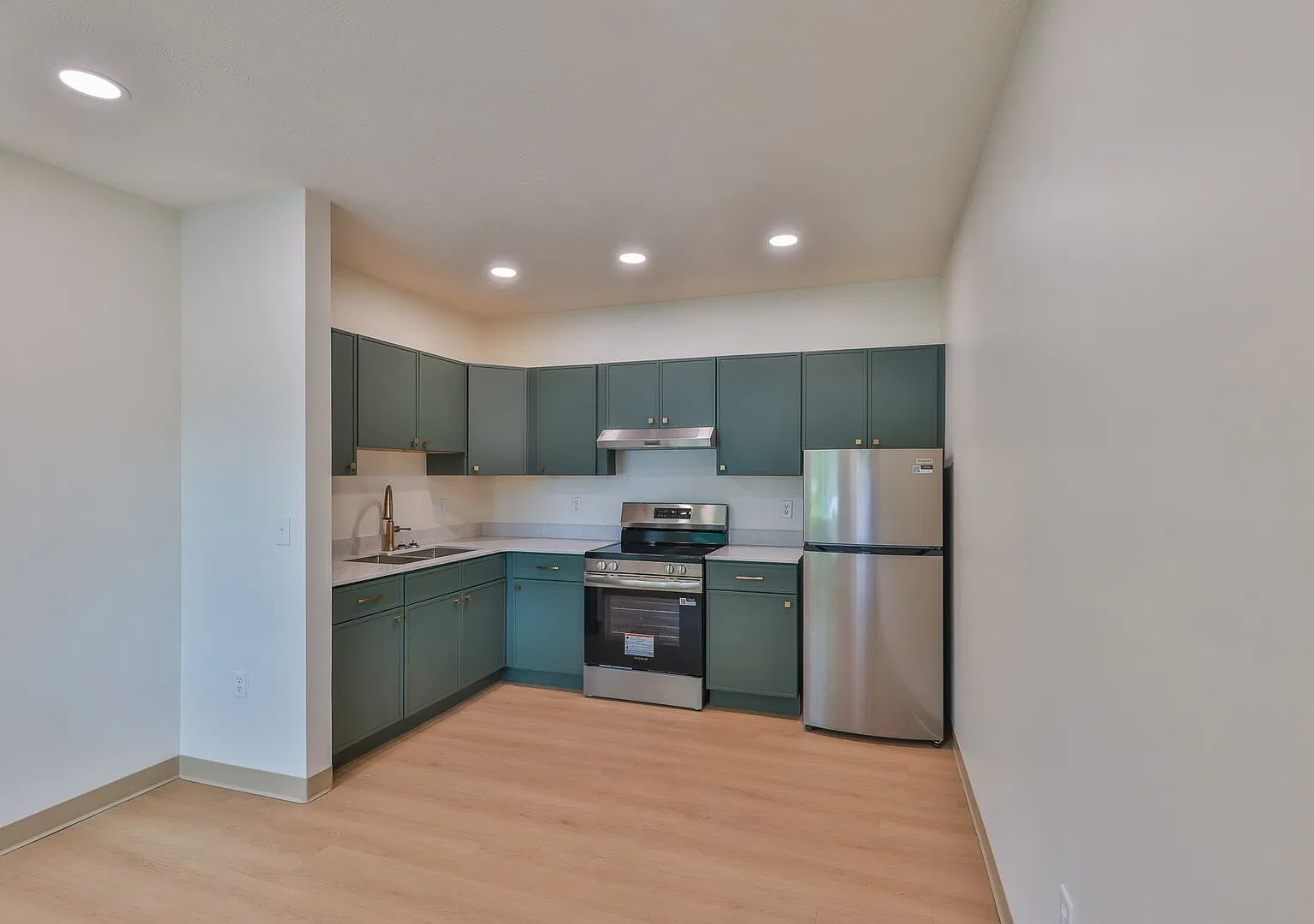 The Haven | All Utilities Included — Photo 2