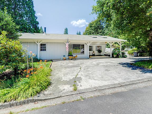 2nd image of 7915 207th Pl NE