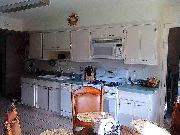 5th image of 3219 N 81st Pl