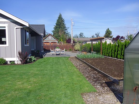 3rd image of 1703 Burlwood Way