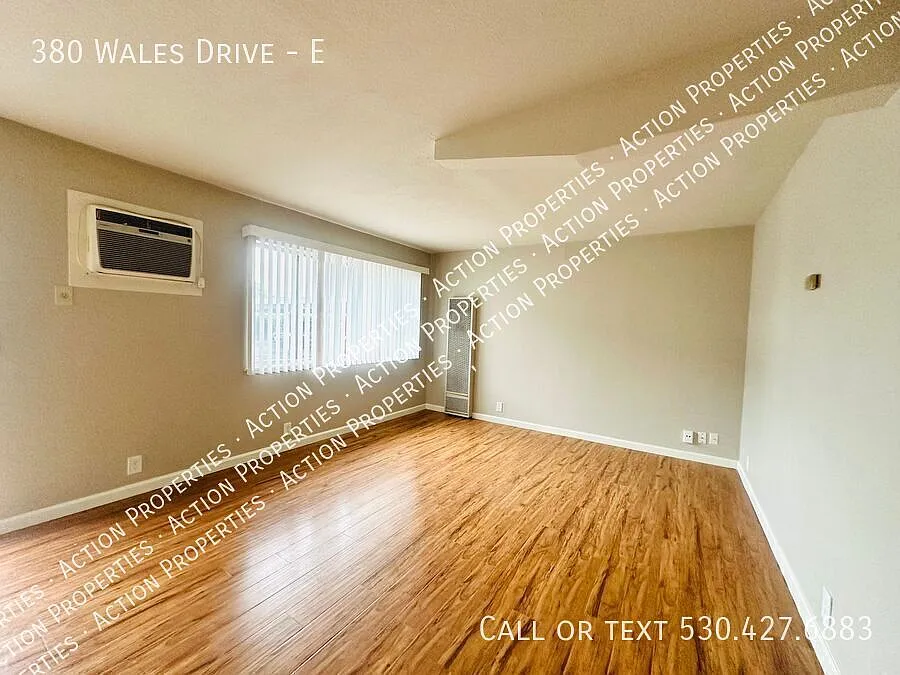 Building Photo - 380 Wales Dr #E