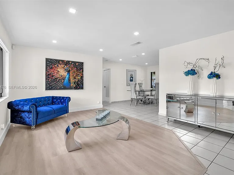 1417 SW 139th Ave — Photo 5