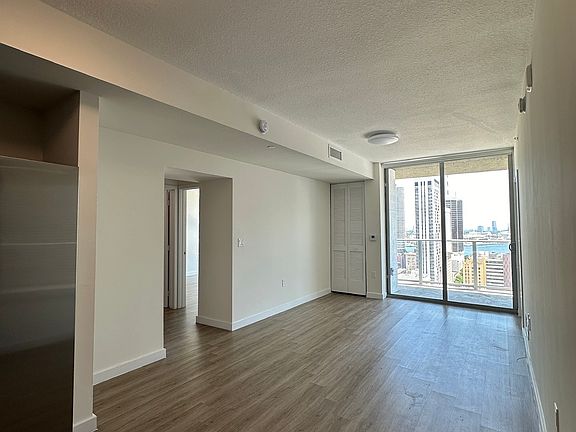 5th image of 44 W Flagler St #D1021