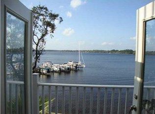 7288 Jacobs Trl, Navarre, FL 32566