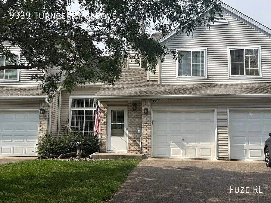 9339 Turnberry Alcove