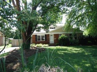 1502 Collier Ct, Charlotte, NC 28205