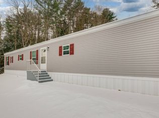 75 Winslow Rd #40, East Nassau, NY