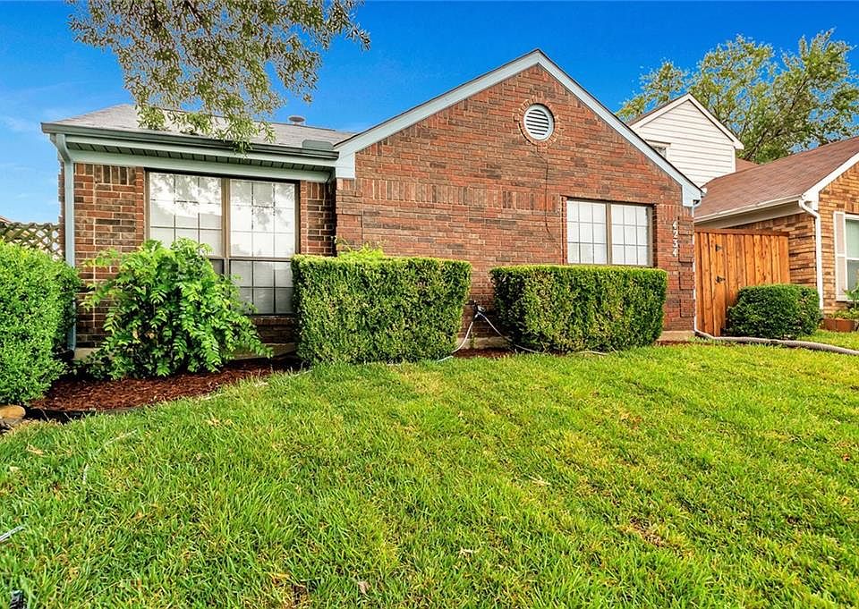 1st image of 4234 Phoenix Dr