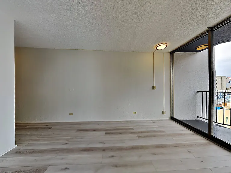 455 Eddy St — Photo 46