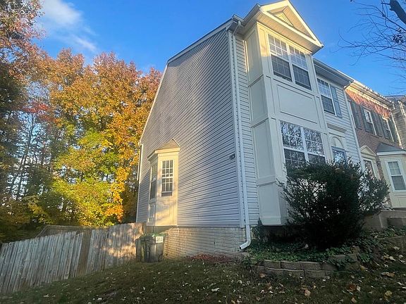 3rd image of 112 Healy Ct