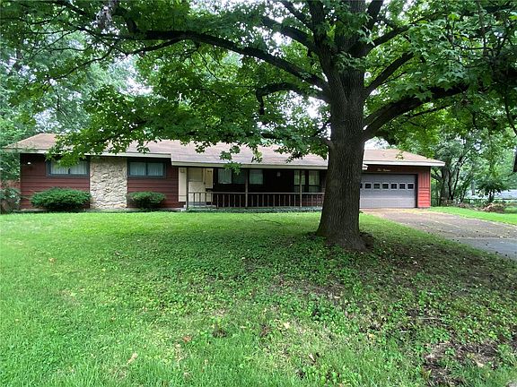 2nd image of 1015 Gladfield Dr