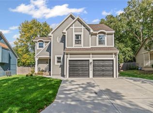 22014 W 47th Ter, Shawnee, KS 66226