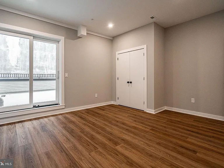 1217 E Columbia Ave #2 — Photo 8