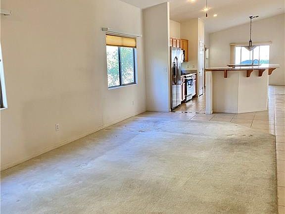 3rd image of 122 Alpine Bay Ave