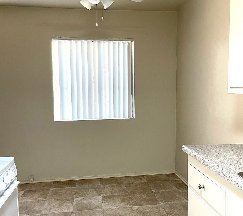 2630 Linden Ave Long Beach CA Zillow