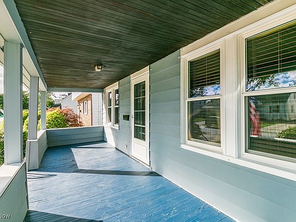 5th image of 1608 Woodhurst Ave