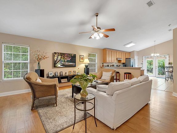 3rd image of 3431 Barnstaple Dr