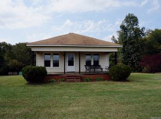 1056 Old Lincolnton Crouse Rd, Crouse, NC 28033