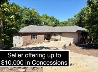 24 Kirkliston Ln, Bella Vista, AR 72715