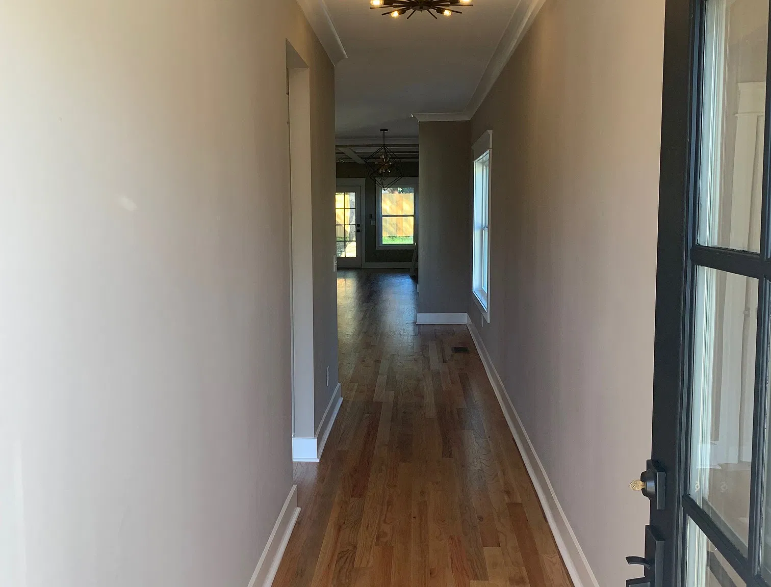4 bed, 2135 sqft, $3,500 — Photo 2