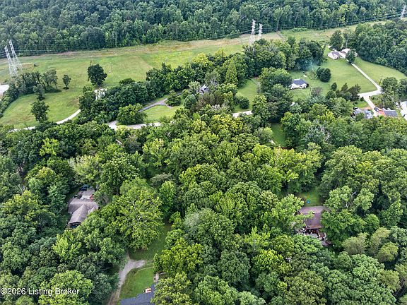 4th image of 8019 Church Rd