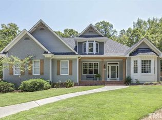 675 Wooded Lake Dr, Apex, NC 27523
