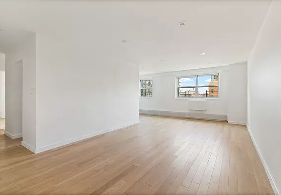 2nd image of 175 Willoughby St APT 10A